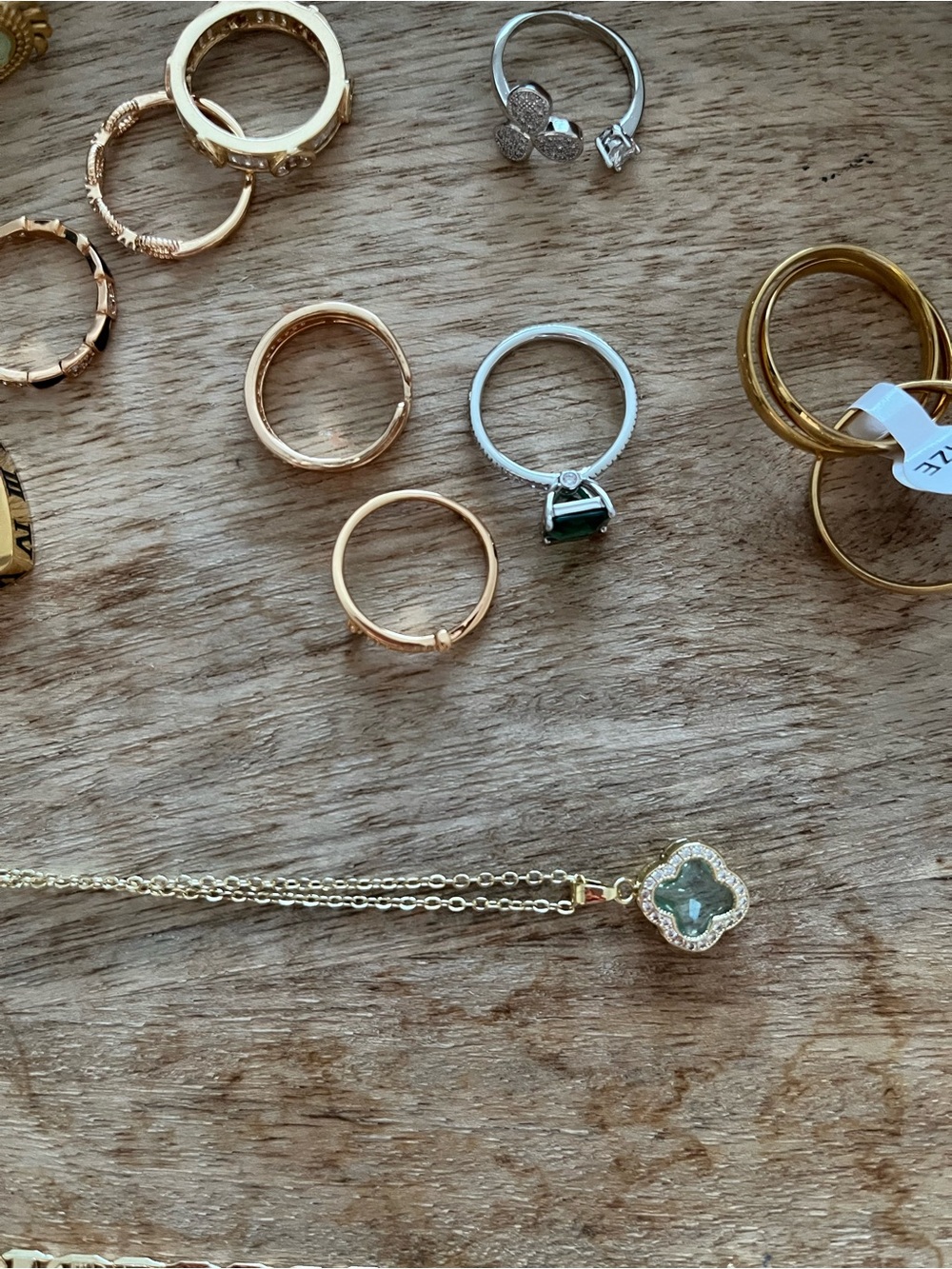 JEWELRY BUNDLE 💍 🤩 - Picture 16 of 16